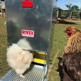 Automatická nášlapná krmítka